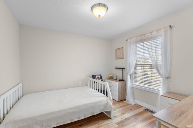 57318 Garnet Lane, Goshen, IN 46528