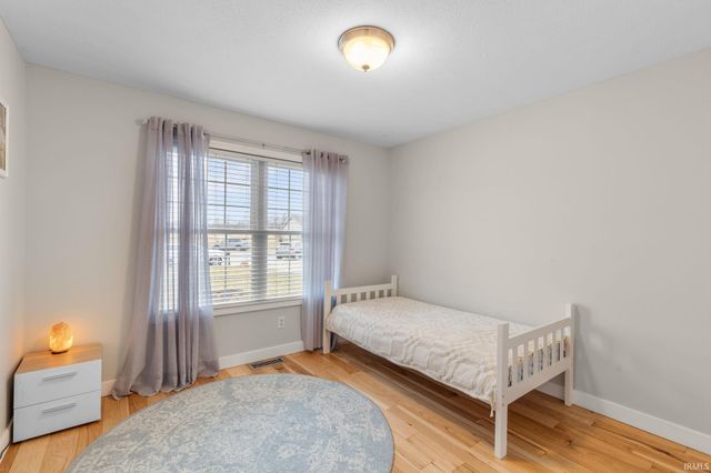 57318 Garnet Lane, Goshen, IN 46528