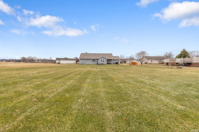 57318 Garnet Lane, Goshen, IN 46528