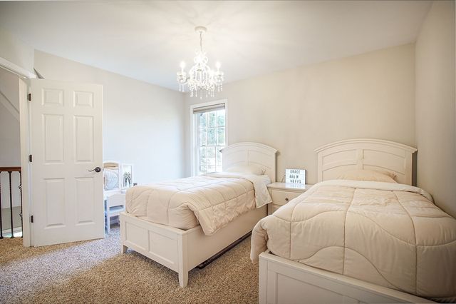 451 Falley Dr, Westfield, MA 01085