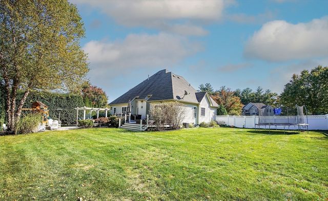 451 Falley Dr, Westfield, MA 01085