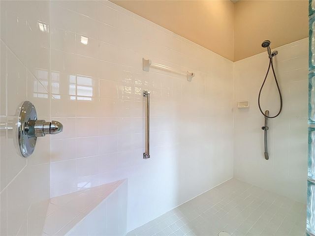 24519 BOCAGE WAY, Leesburg, FL 34748