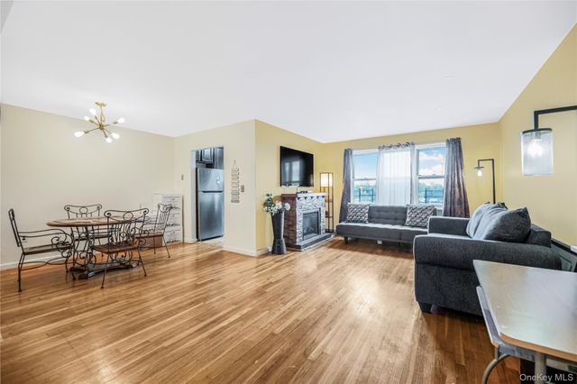 11 Balint Drive 648, Yonkers, NY 10710