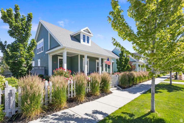 5193 W SPLIT ROCK DR, South Jordan, UT 84009