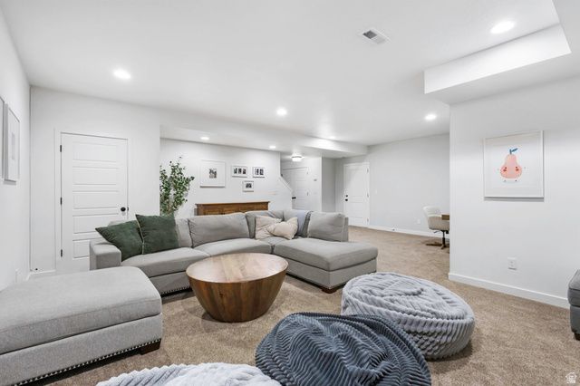 5193 W SPLIT ROCK DR, South Jordan, UT 84009