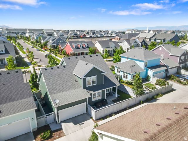 5193 W SPLIT ROCK DR, South Jordan, UT 84009