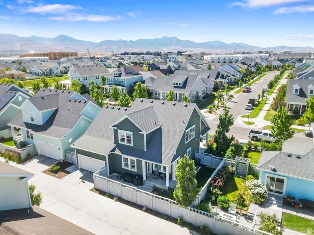 5193 W SPLIT ROCK DR, South Jordan, UT 84009