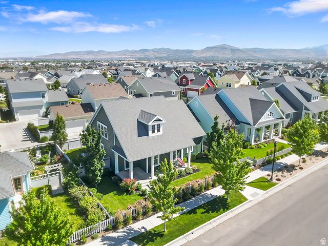5193 W SPLIT ROCK DR, South Jordan, UT 84009