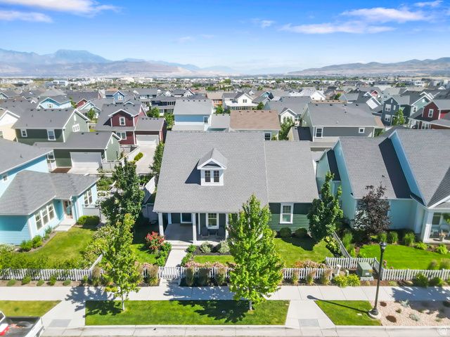 5193 W SPLIT ROCK DR, South Jordan, UT 84009