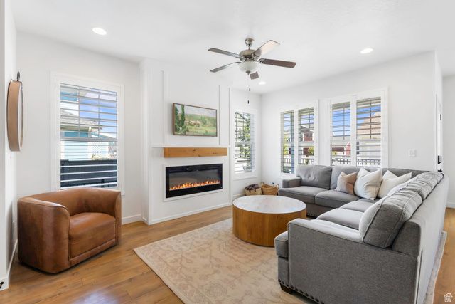 5193 W SPLIT ROCK DR, South Jordan, UT 84009