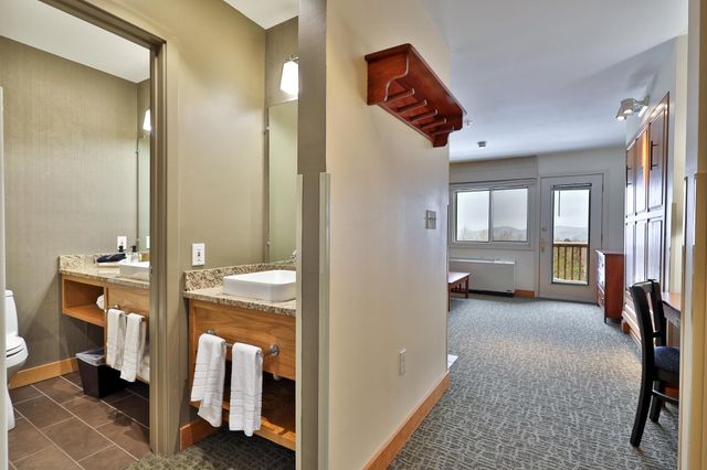 228 East Mountain Road 255 II, Killington, VT 05751