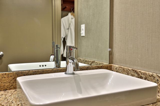 228 East Mountain Road 255 II, Killington, VT 05751