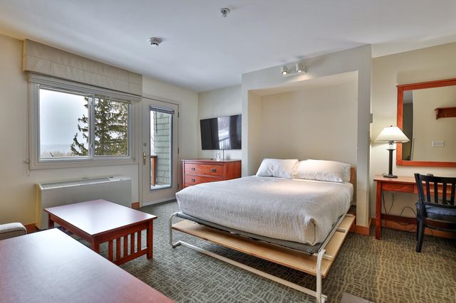 228 East Mountain Road 255 II, Killington, VT 05751