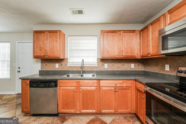 8097 Kylie Court, Riverdale, GA 30274