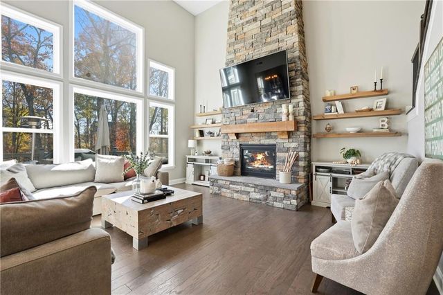 7995 Veranda Curve, Ball Ground, GA 30107