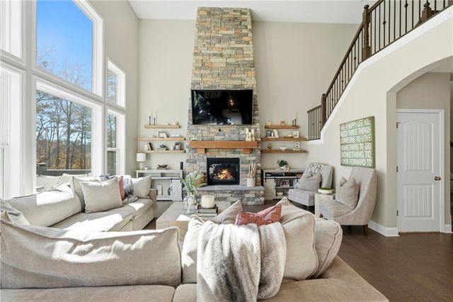 7995 Veranda Curve, Ball Ground, GA 30107