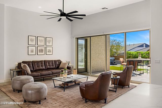 8125 E Jaeger Street, Mesa, AZ 85207