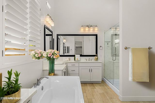 8125 E Jaeger Street, Mesa, AZ 85207