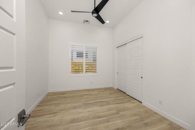 8125 E Jaeger Street, Mesa, AZ 85207