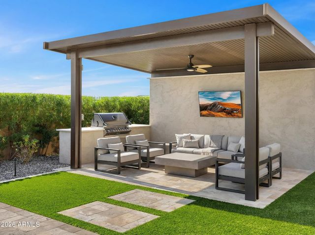 8125 E Jaeger Street, Mesa, AZ 85207