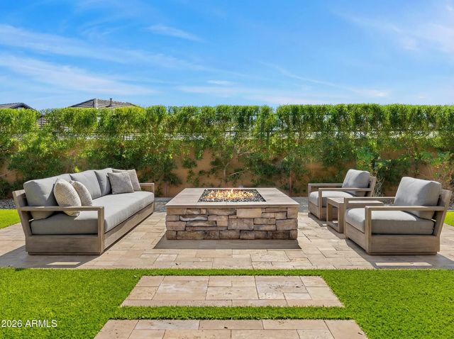 8125 E Jaeger Street, Mesa, AZ 85207