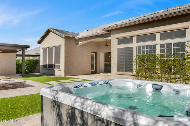 8125 E Jaeger Street, Mesa, AZ 85207