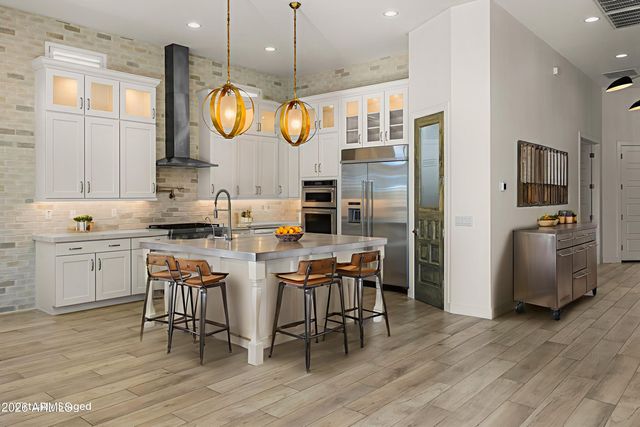 8125 E Jaeger Street, Mesa, AZ 85207