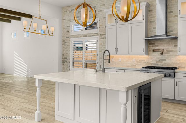 8125 E Jaeger Street, Mesa, AZ 85207