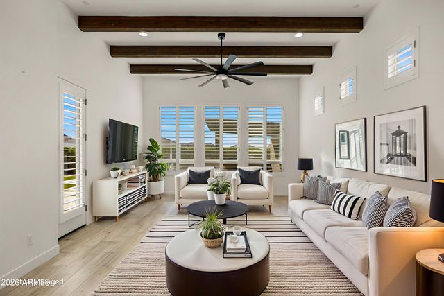 8125 E Jaeger Street, Mesa, AZ 85207