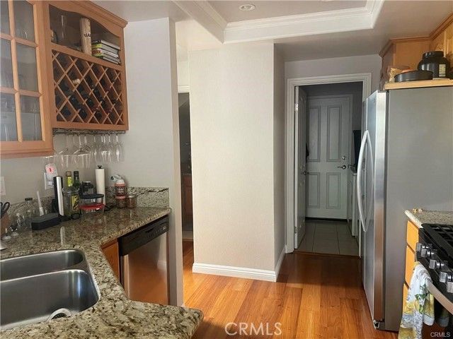 98 Almador, Irvine, CA 92614