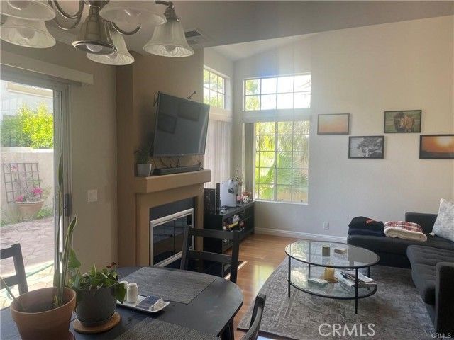 98 Almador, Irvine, CA 92614