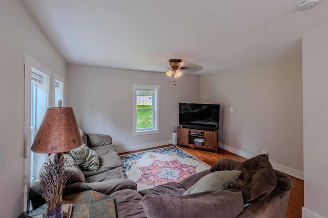 269 Route 25C, Piermont, NH 03779