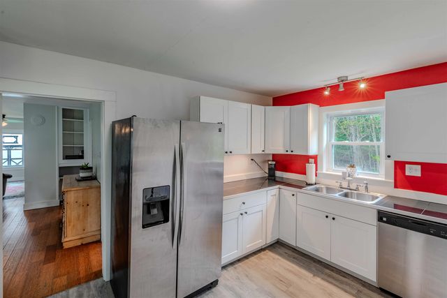 269 Route 25C, Piermont, NH 03779
