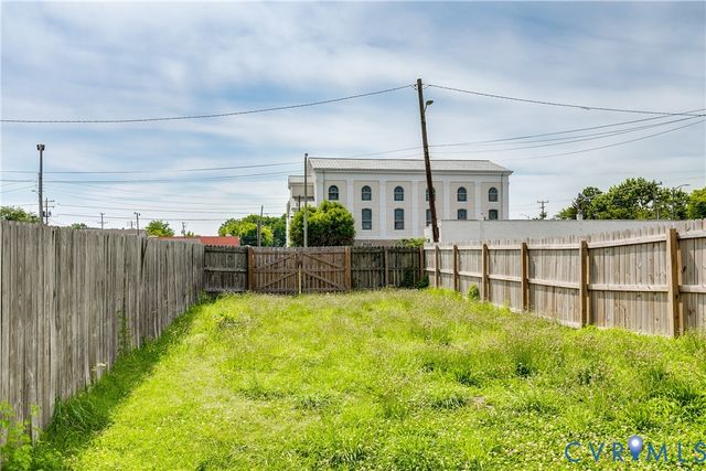 1007 N 27th St, Richmond, VA 23223