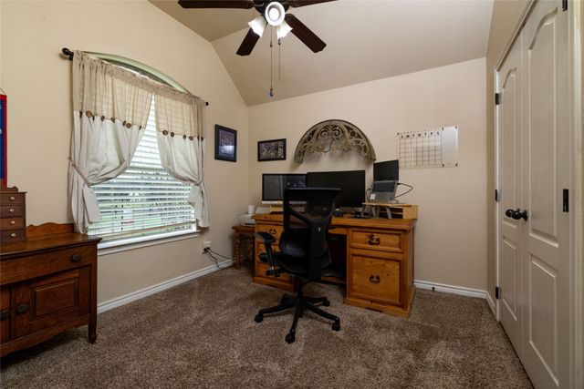 101 Lyndsey Court, Boyd, TX 76023