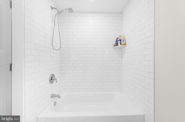 201 PENLLYN BLUE BELL PIKE, Blue Bell, PA 19422