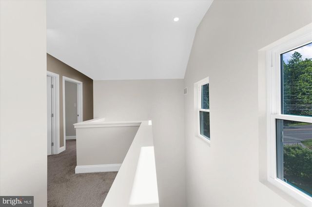 201 PENLLYN BLUE BELL PIKE, Blue Bell, PA 19422