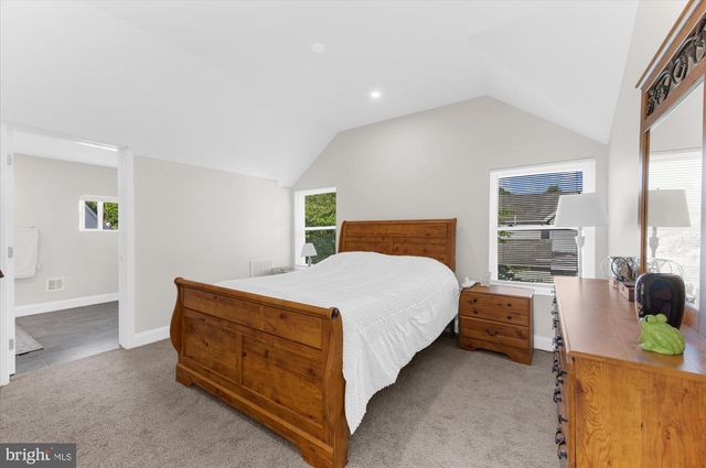 201 PENLLYN BLUE BELL PIKE, Blue Bell, PA 19422