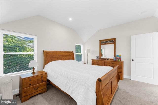 201 PENLLYN BLUE BELL PIKE, Blue Bell, PA 19422