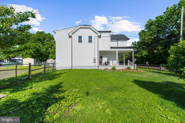 201 PENLLYN BLUE BELL PIKE, Blue Bell, PA 19422