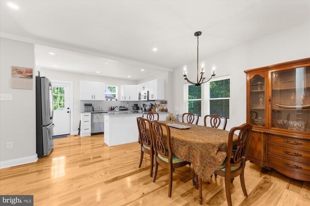 201 PENLLYN BLUE BELL PIKE, Blue Bell, PA 19422