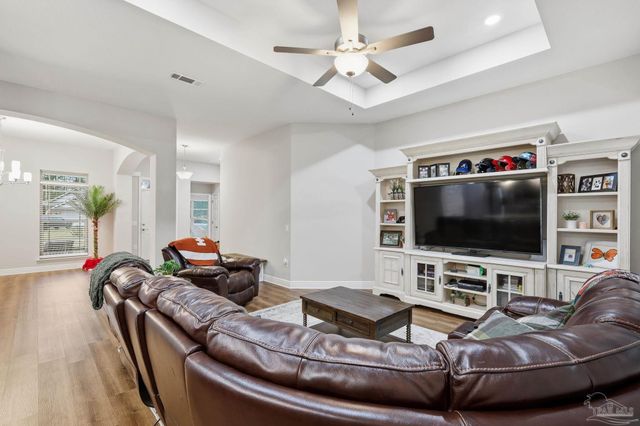 6782 Beaudry Ln, Milton, FL 32570