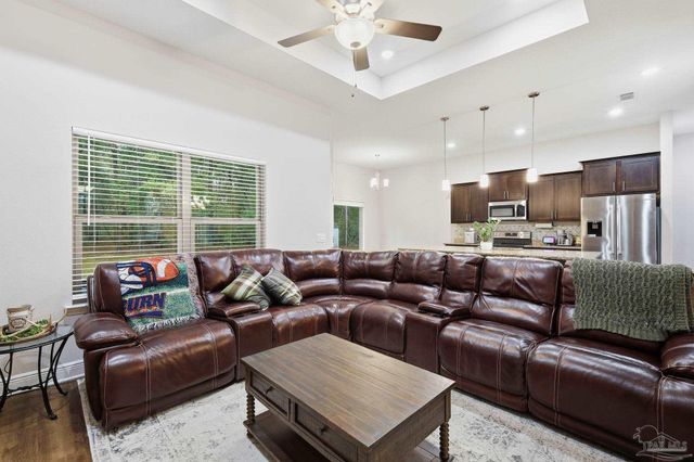 6782 Beaudry Ln, Milton, FL 32570