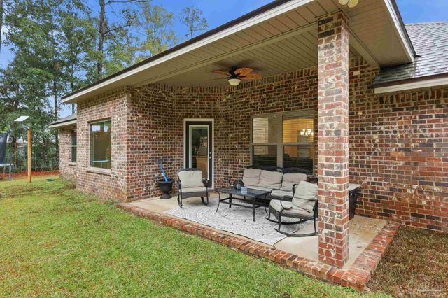 6782 Beaudry Ln, Milton, FL 32570