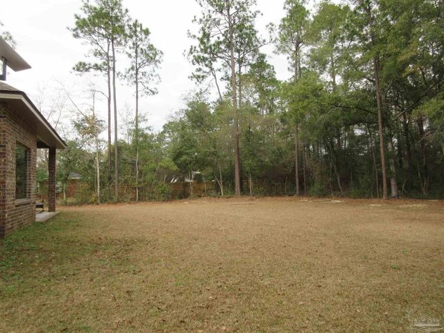 6782 Beaudry Ln, Milton, FL 32570