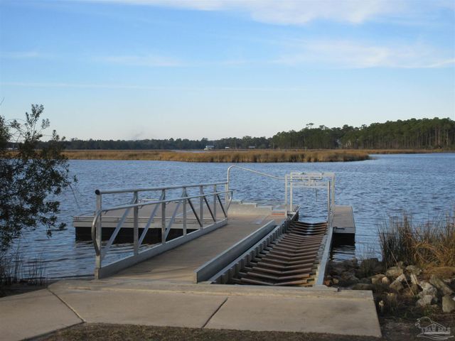 6782 Beaudry Ln, Milton, FL 32570