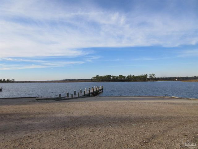 6782 Beaudry Ln, Milton, FL 32570