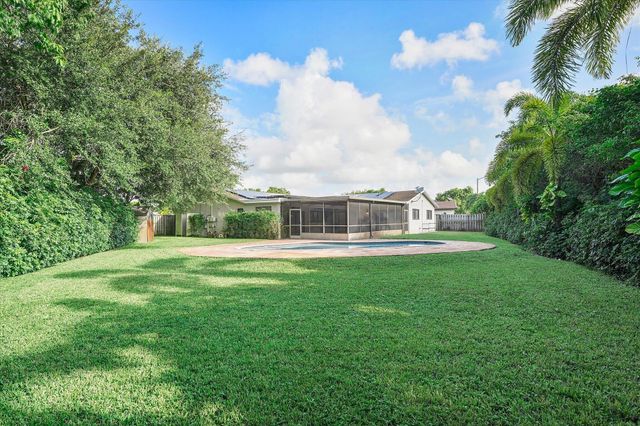 244 NW 102nd Terrace, Plantation, FL 33324