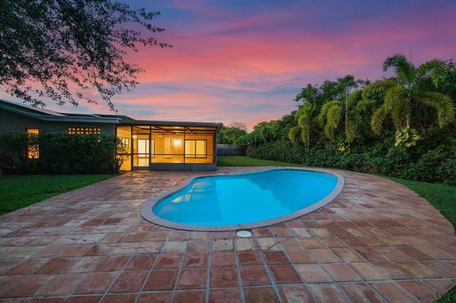 244 NW 102nd Terrace, Plantation, FL 33324