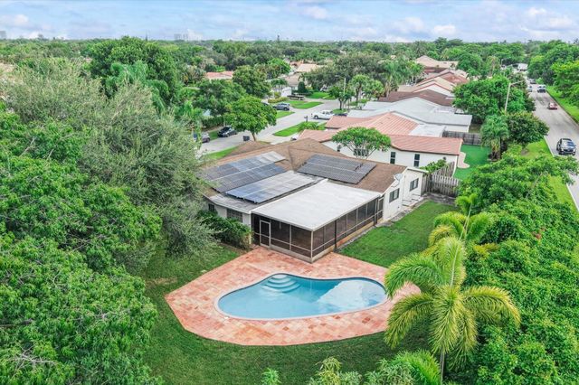 244 NW 102nd Terrace, Plantation, FL 33324